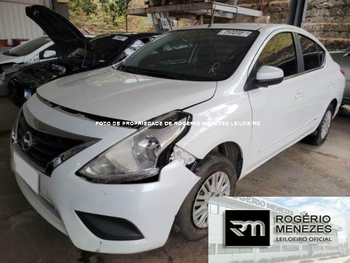 NISSAN VERSA 21/21