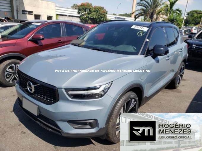 VOLVO XC40 21/21