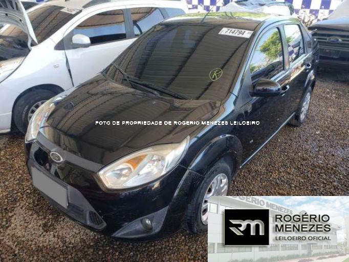 FORD FIESTA SEDAN 13/14