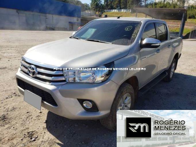 TOYOTA HILUX CD 16/16